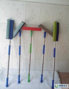 优质玻璃清洁用具 彩色铁钢与不锈钢伸缩两用窗刷，提升家居清洁效率